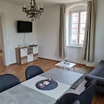 Farawayhomes #3 Apartman *
